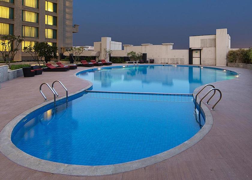 Delhi Delhi Pool