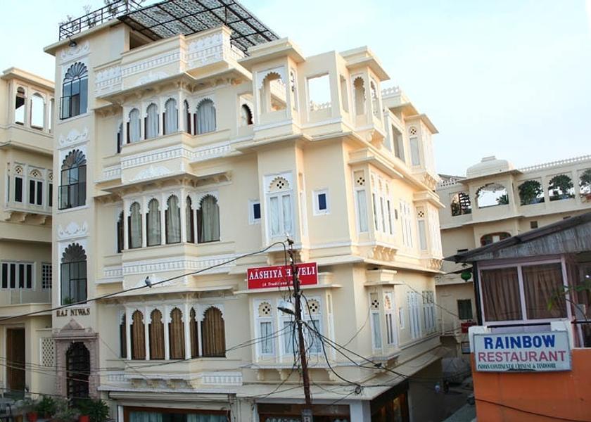 Rajasthan Udaipur Hotel Exterior