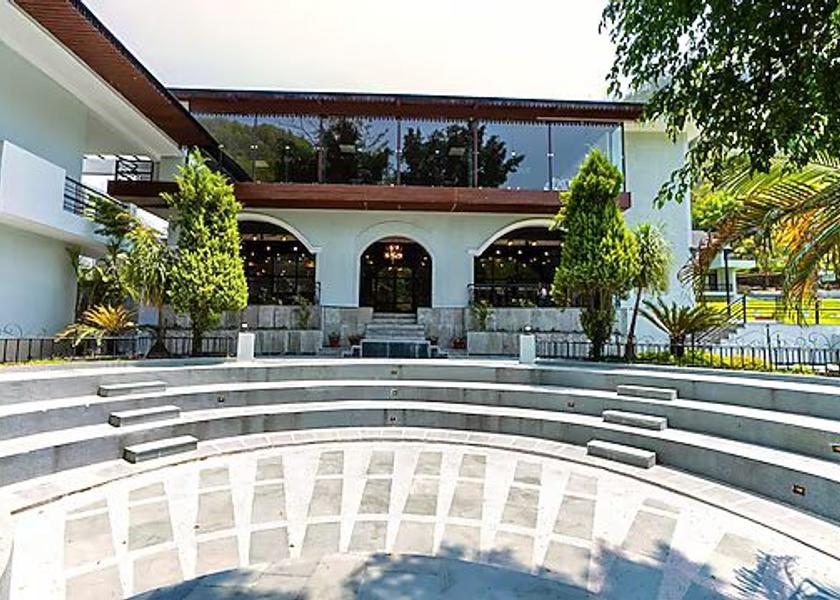 Uttarakhand Rishikesh Hotel Exterior
