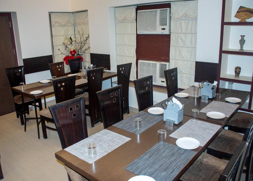 Uttar Pradesh Varanasi Food & Dining