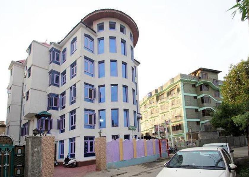 Jammu and Kashmir Srinagar Hotel Exterior