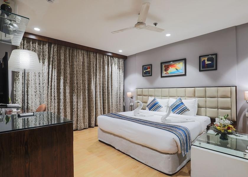 Delhi Delhi Room