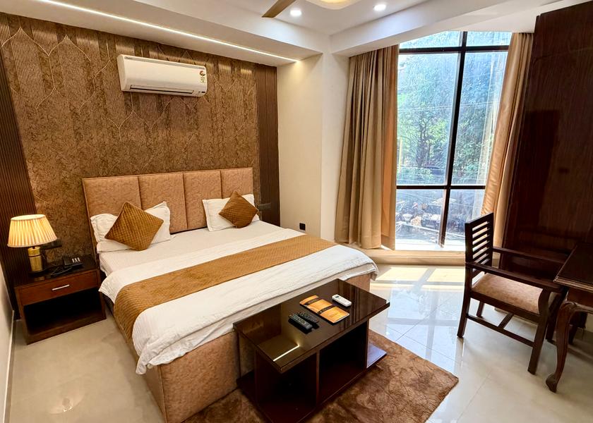 Uttar Pradesh Noida Premium Room