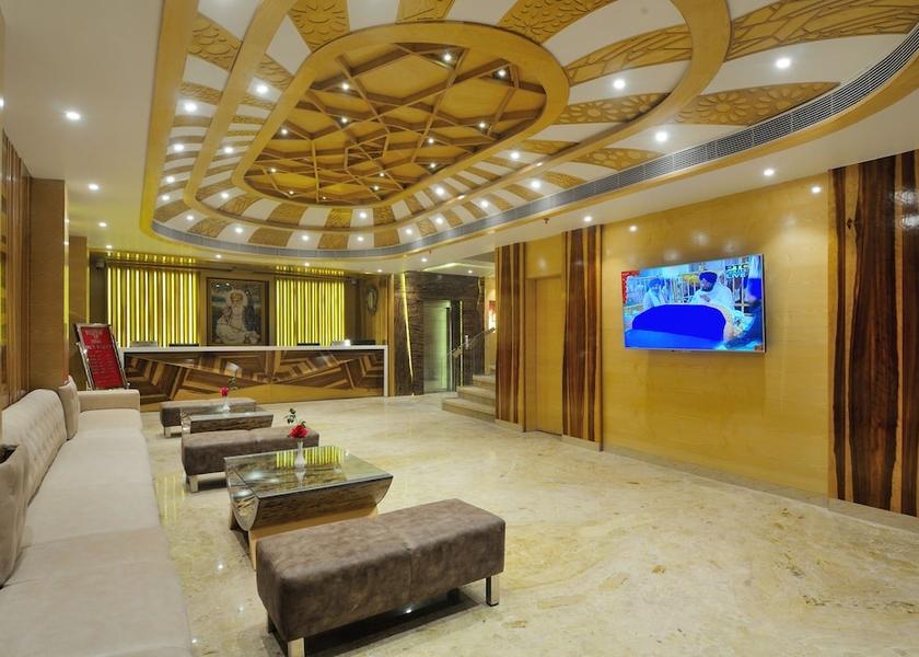 Delhi Delhi Lobby sitting area