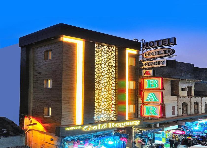 Delhi Delhi Facade