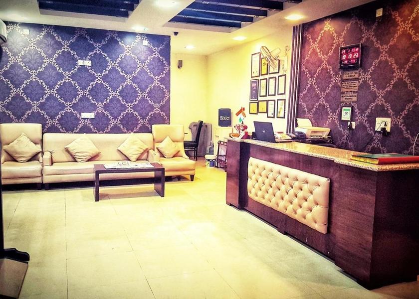 Delhi Delhi Public Areas