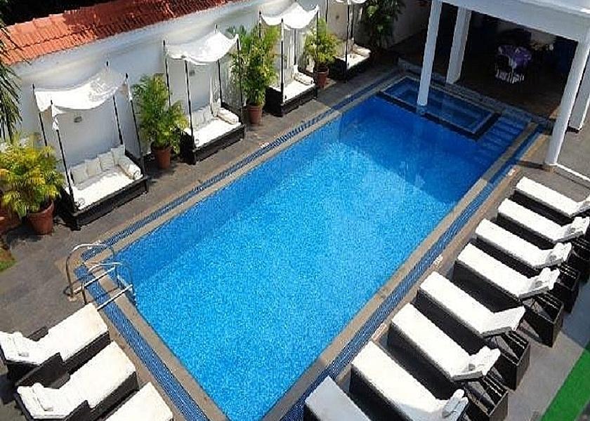 Goa Candolim Pool