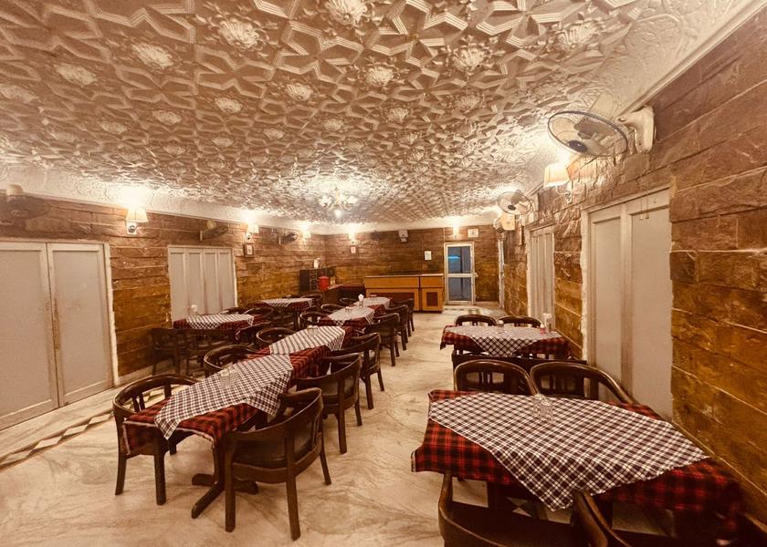 Uttar Pradesh Ayodhya Food & Dining