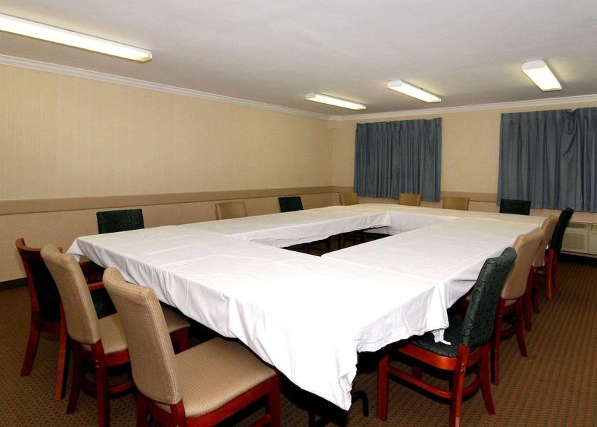 California Monrovia Meeting Room