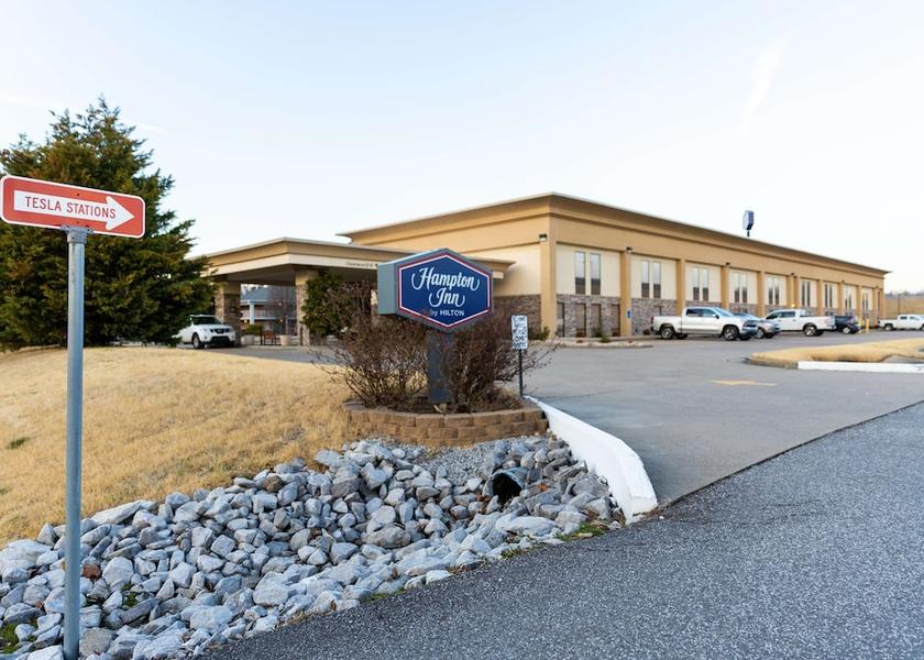 Kentucky Kuttawa Exterior Detail