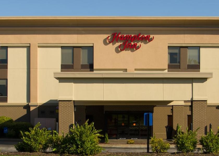 Missouri Chesterfield Exterior Detail