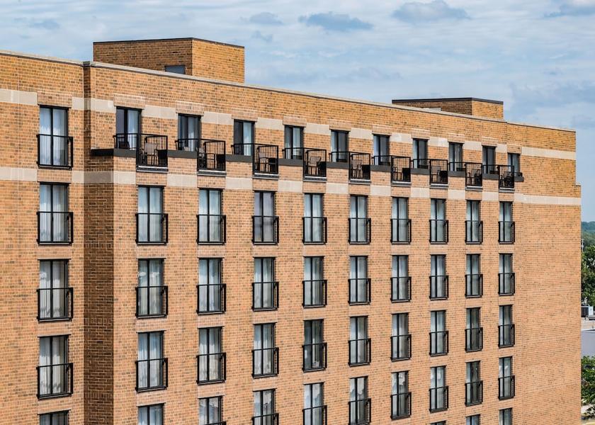 Wisconsin Green Bay Exterior Detail