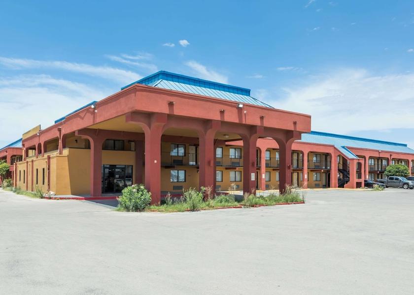 Texas Midland Exterior Detail