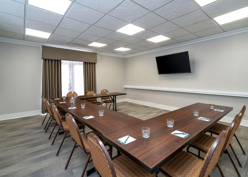 Indiana Lafayette Meeting Room