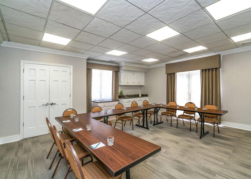 Indiana Lafayette Meeting Room