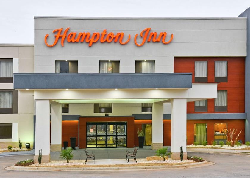 Georgia Madison Exterior Detail