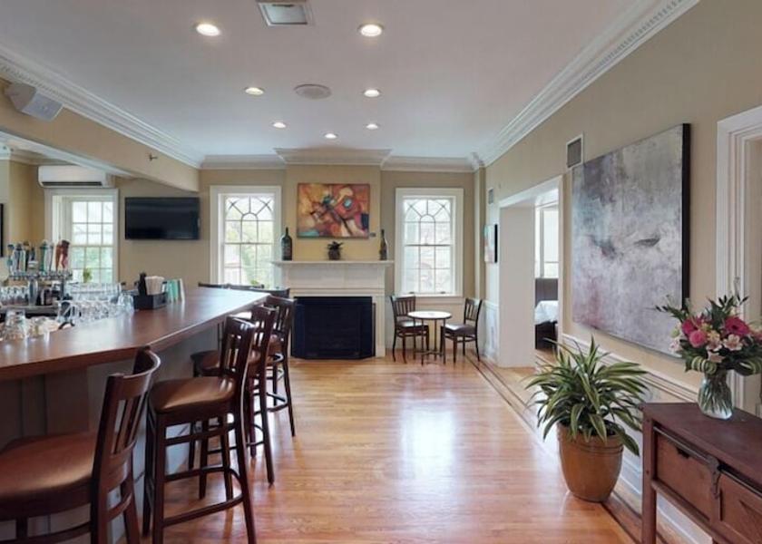 Connecticut Simsbury Restaurant