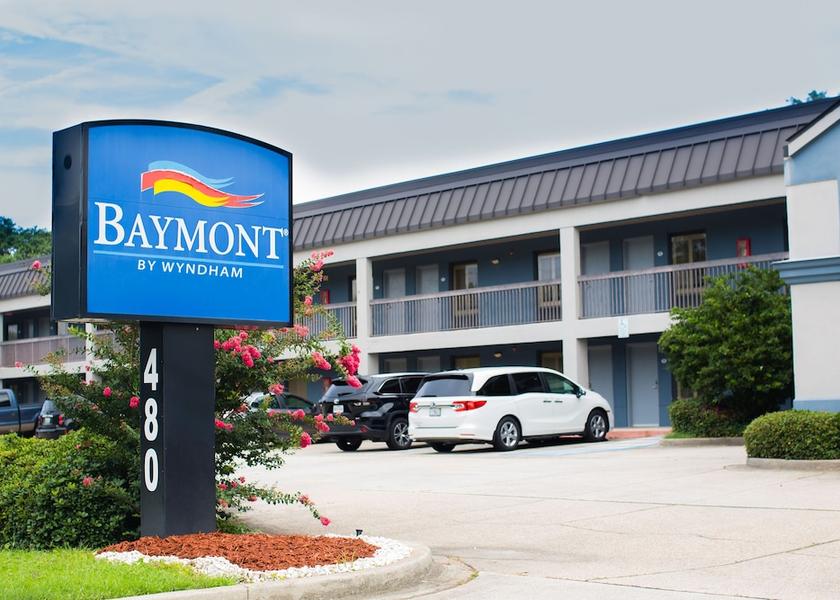 Florida Mary Esther Exterior Detail