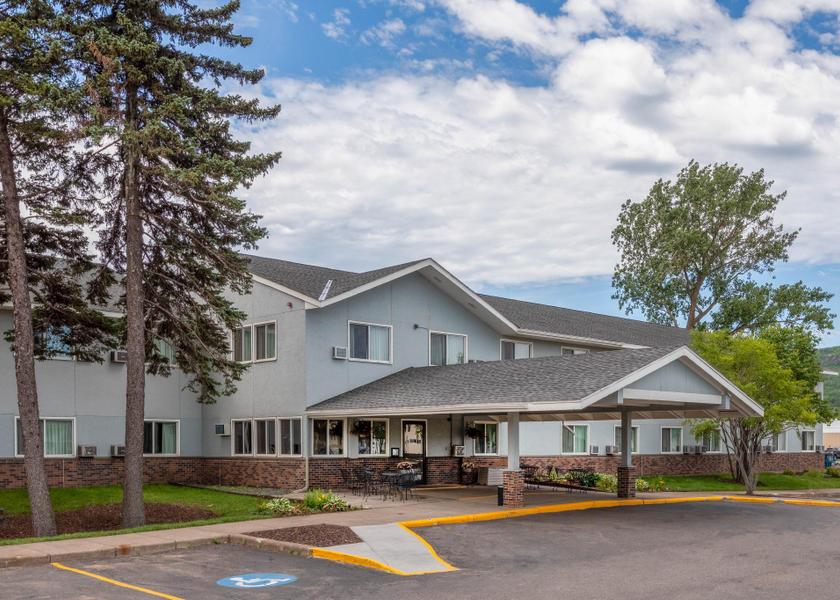 Georgia Duluth exterior view