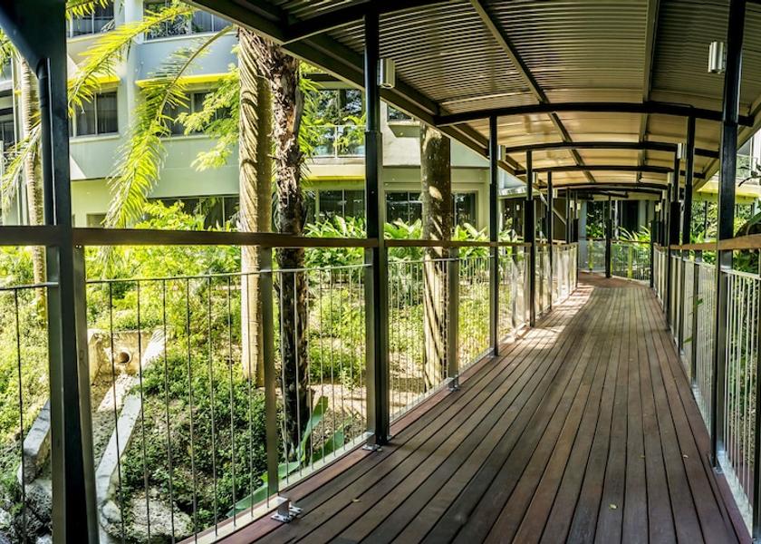  Port Moresby Exterior Detail