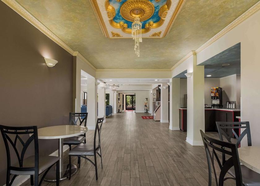 Mississippi Diamondhead Lobby