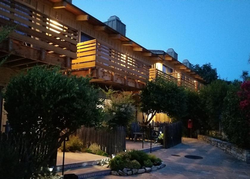 California Carmel Valley Exterior Detail