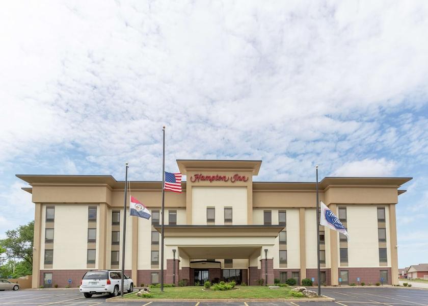 Missouri Jefferson City Exterior Detail