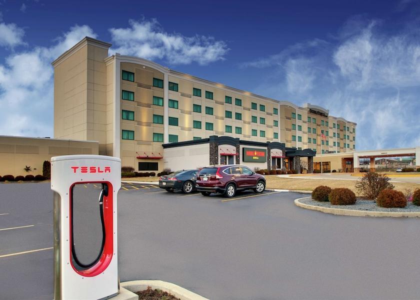 Illinois Mount Vernon Exterior Detail