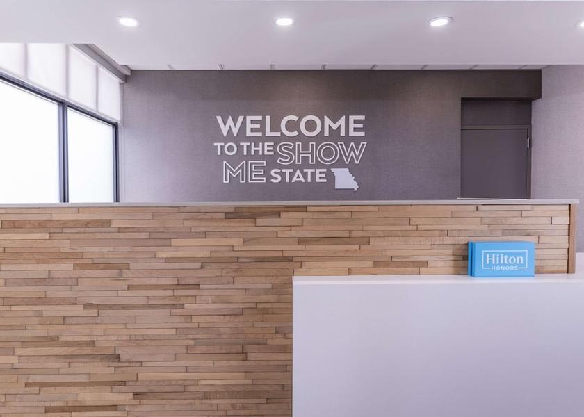 Missouri Chesterfield Reception