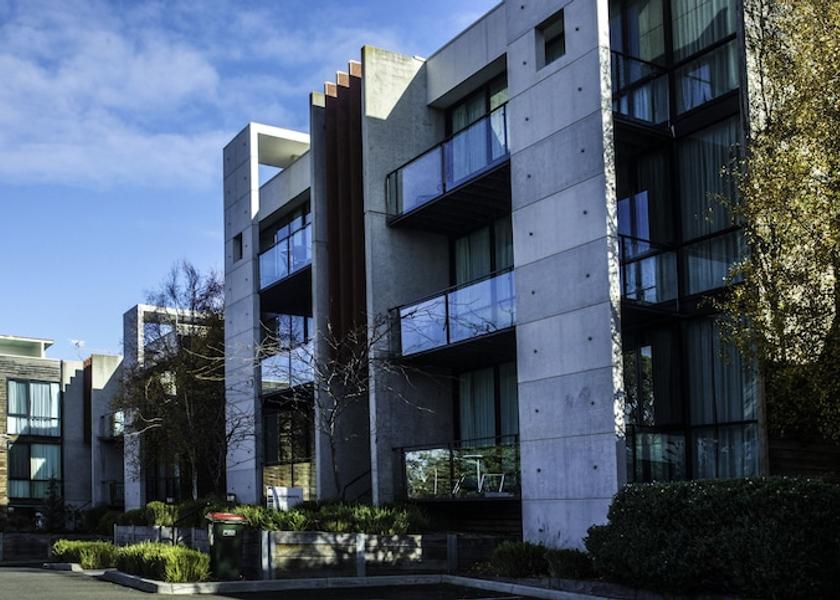 Victoria Cowes Facade