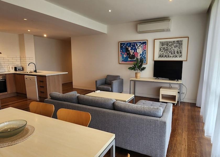 Victoria Cowes Living area