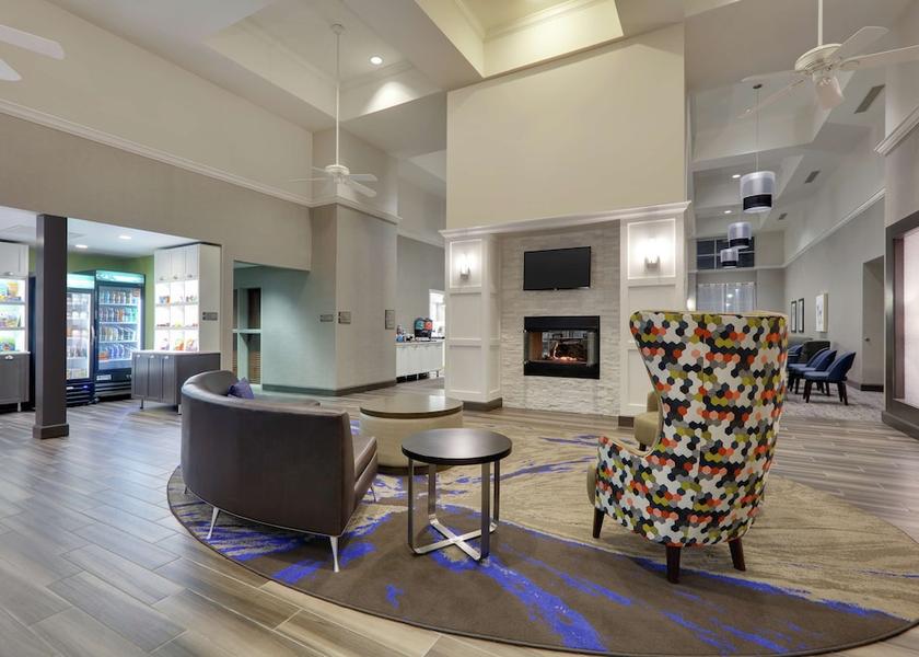 Missouri Chesterfield Lobby