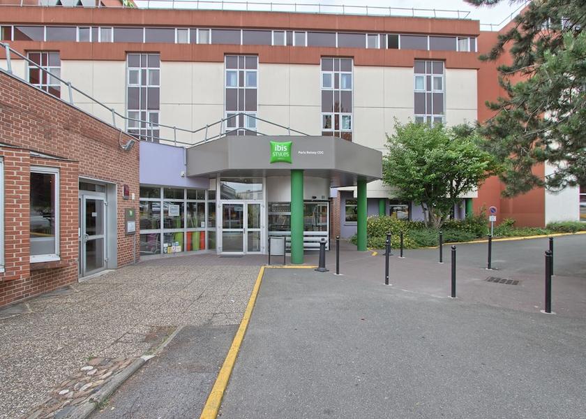 Ile-de-France Roissy-en-France Entrance