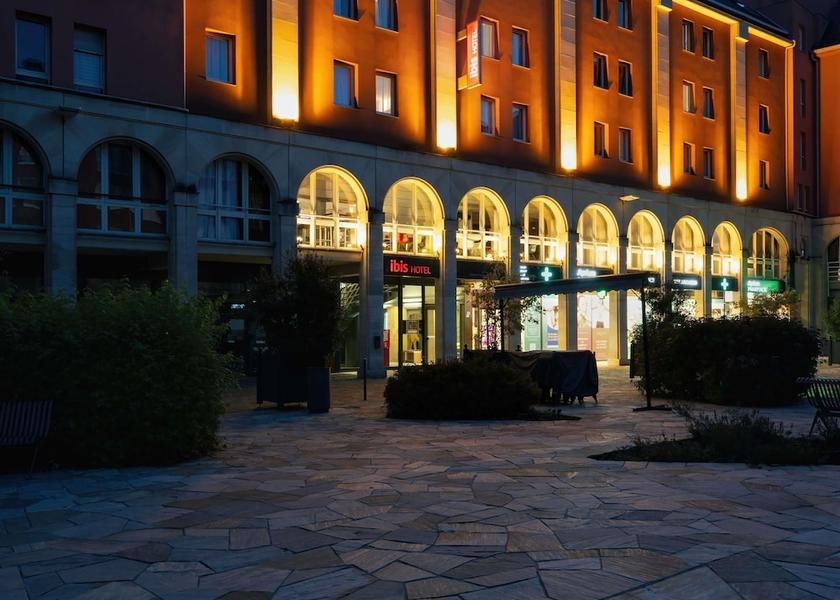 Grand Est Epernay Exterior Detail