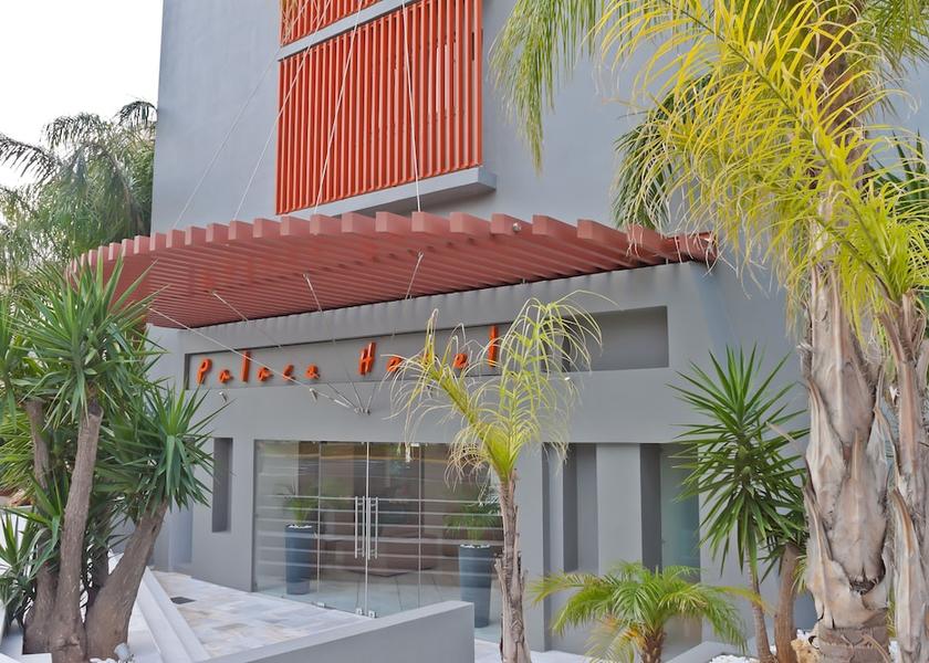 Attica Glyfada Property entrance