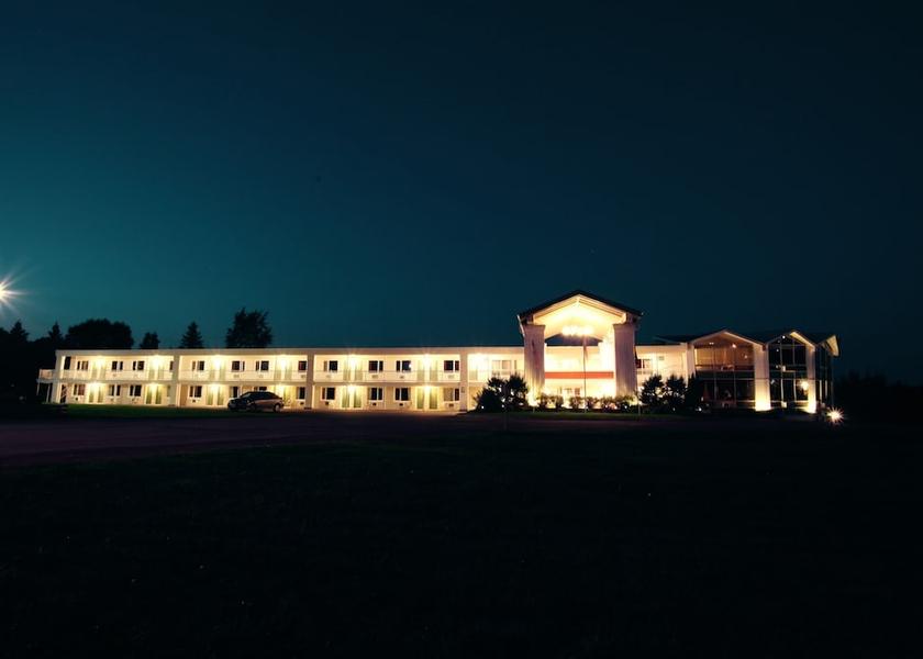 New Brunswick Moncton Front of property - evening/night