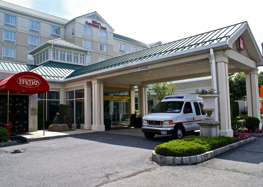 New York Staten Island Exterior