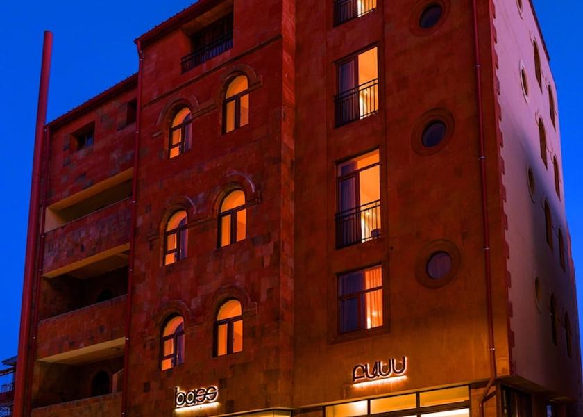  Yerevan Facade