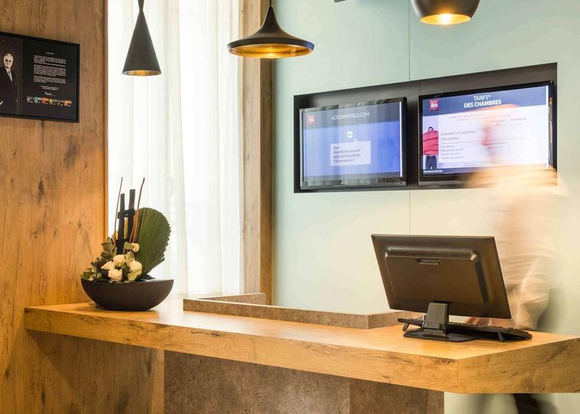 Ile-de-France Levallois-Perret Interior Entrance