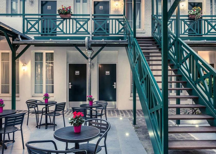 Ile-de-France Levallois-Perret Exterior Detail