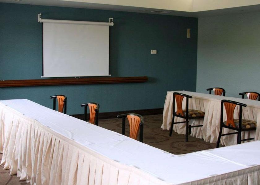 North Carolina Williamston Meeting Room