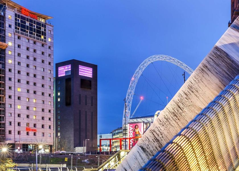 England Wembley Exterior