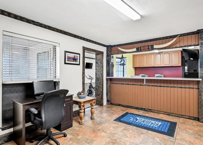 Texas Midlothian Lobby