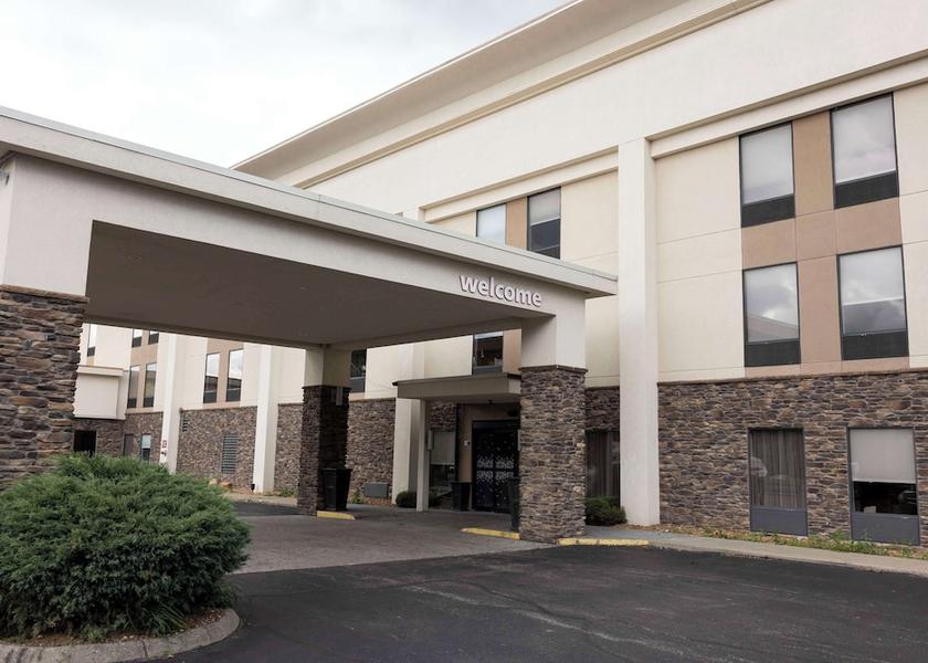 Ohio Kent Exterior Detail