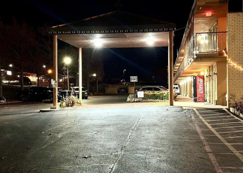 Arkansas Mountain Home Facade