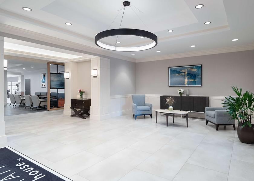 New York West Harrison Lobby