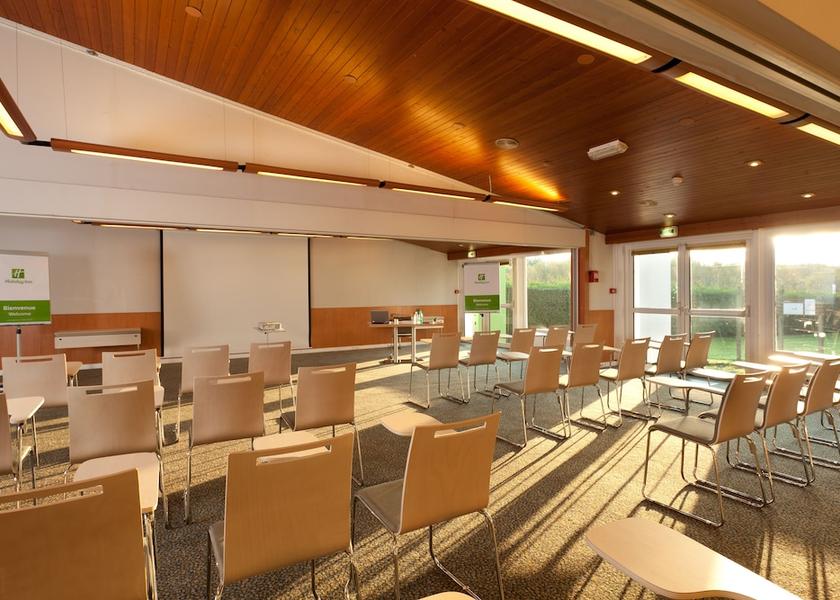 Hauts-de-France Englos Meeting facility