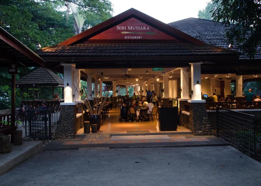 Pahang Kuala Tembeling restaurant