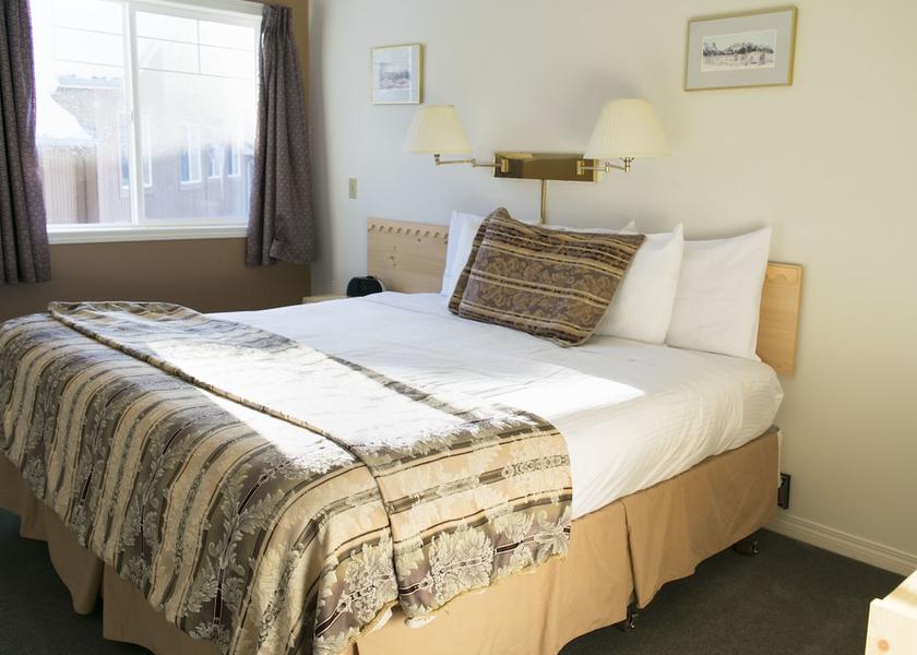Alberta Harvie Heights Room
