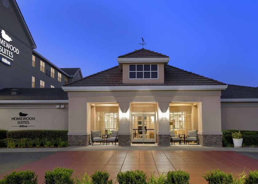 California Roseville Exterior Detail